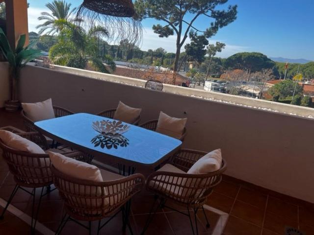 Center Beach 2 Beds Appartement Elviria Марбелья Екстер'єр фото