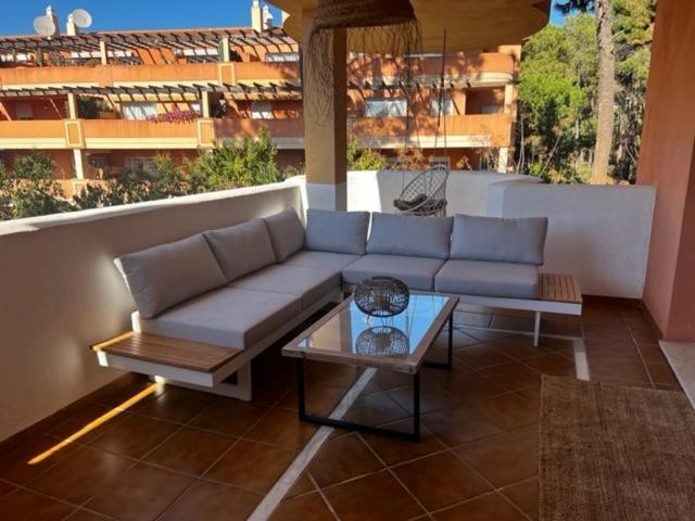 Center Beach 2 Beds Appartement Elviria Марбелья Екстер'єр фото
